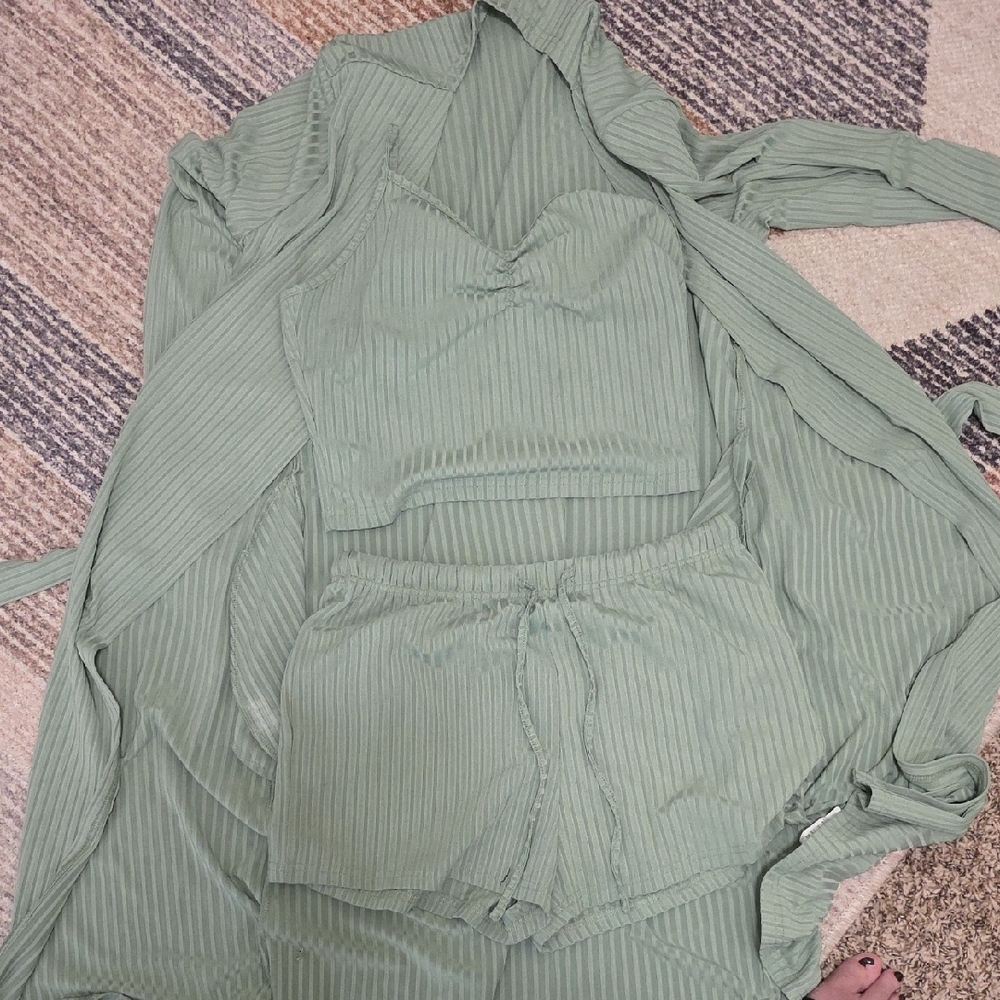 Green Ribbed Sleepwear Set - Picture 3 of 9